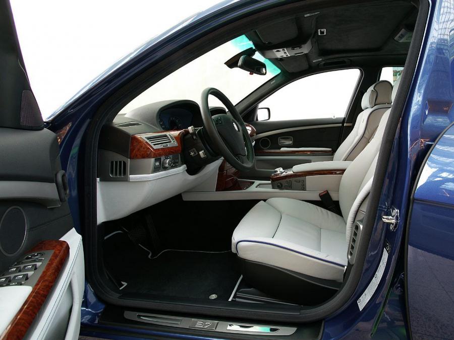 Интерьер Alpina B7 (E65) 2005 года  (фото 18 из 24)